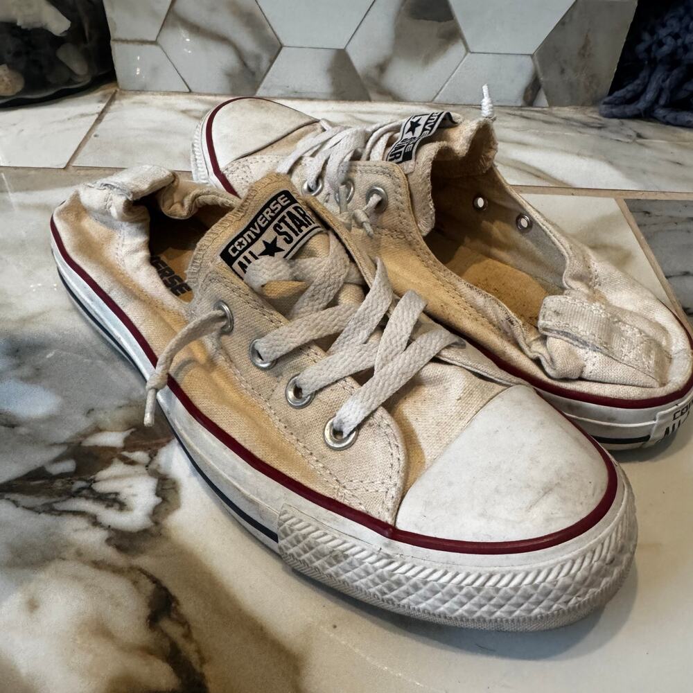 Converse All Star Women's Cream Sneakers Size 9 Stretchy Back Easy Slip On